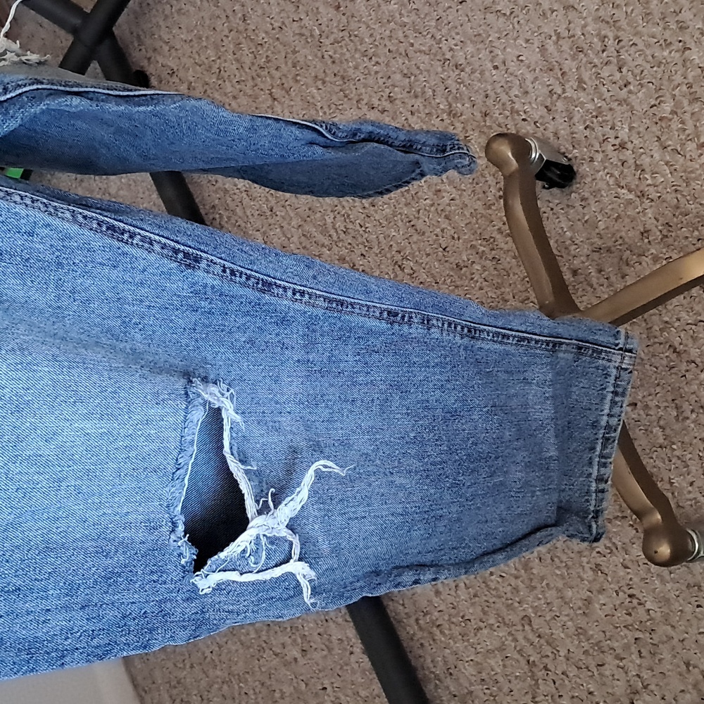 Drawstring Distressed Jeans - Picture 4 of 9